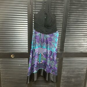 Women’s halter flowy dress